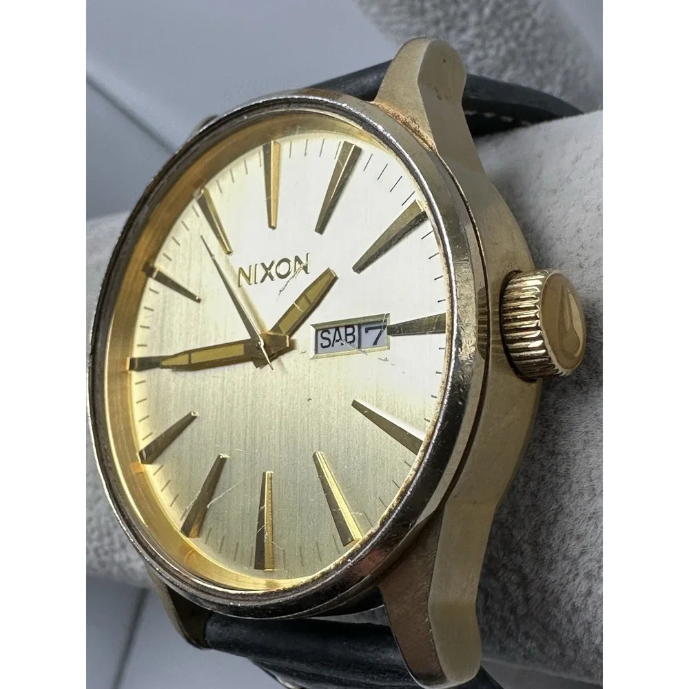 Nixon The Sentry Never Be Late‎ New Battery Mens Watch 42MM 8